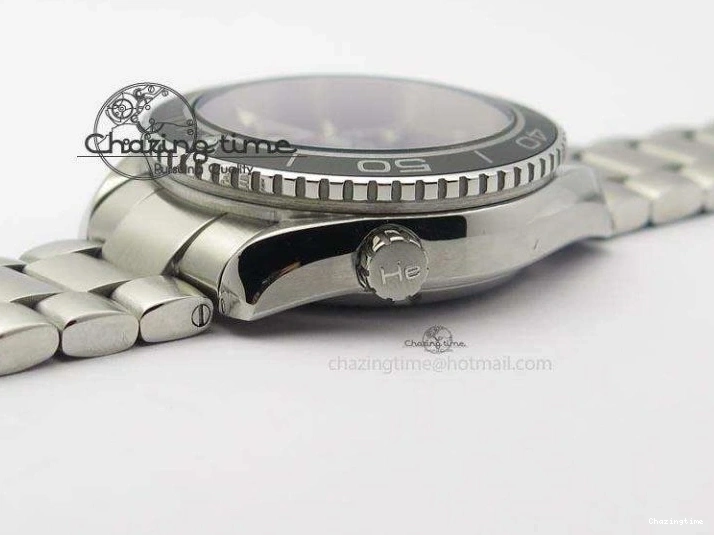0518 Planet Ocean SS Bp Maker 45mm Black Bezel On SS Bracelet A OnTrend 8218